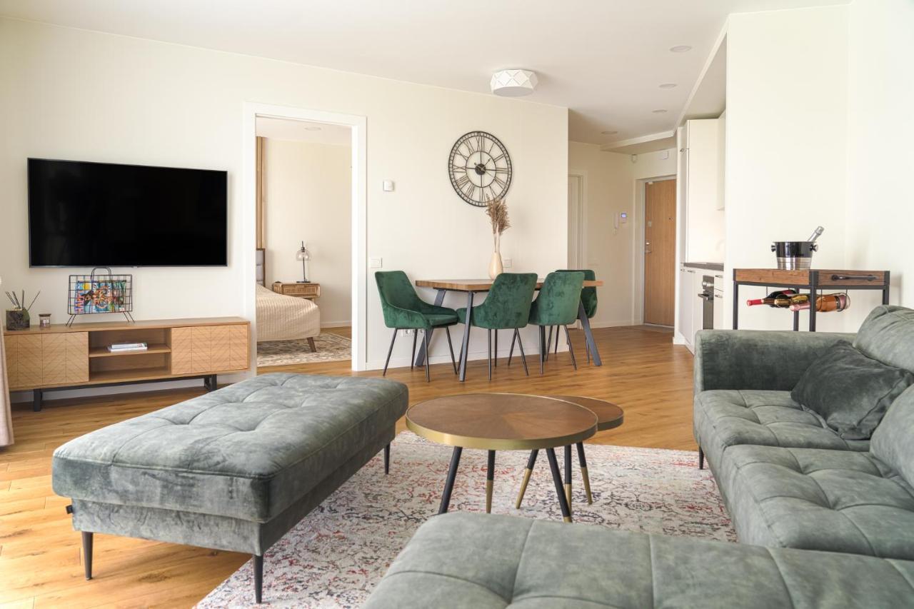 Simsim Apartamentai ซเวนตายิ ภายนอก รูปภาพ