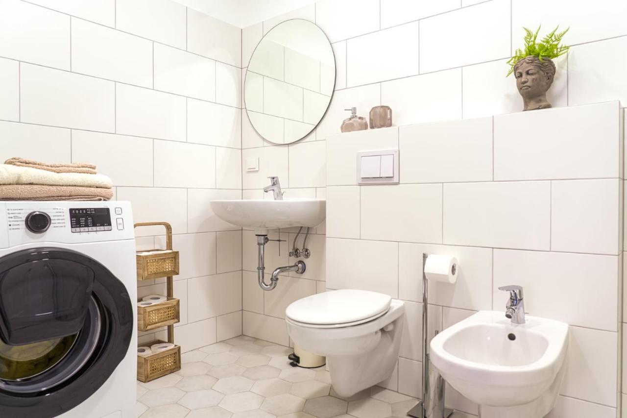 Simsim Apartamentai ซเวนตายิ ภายนอก รูปภาพ
